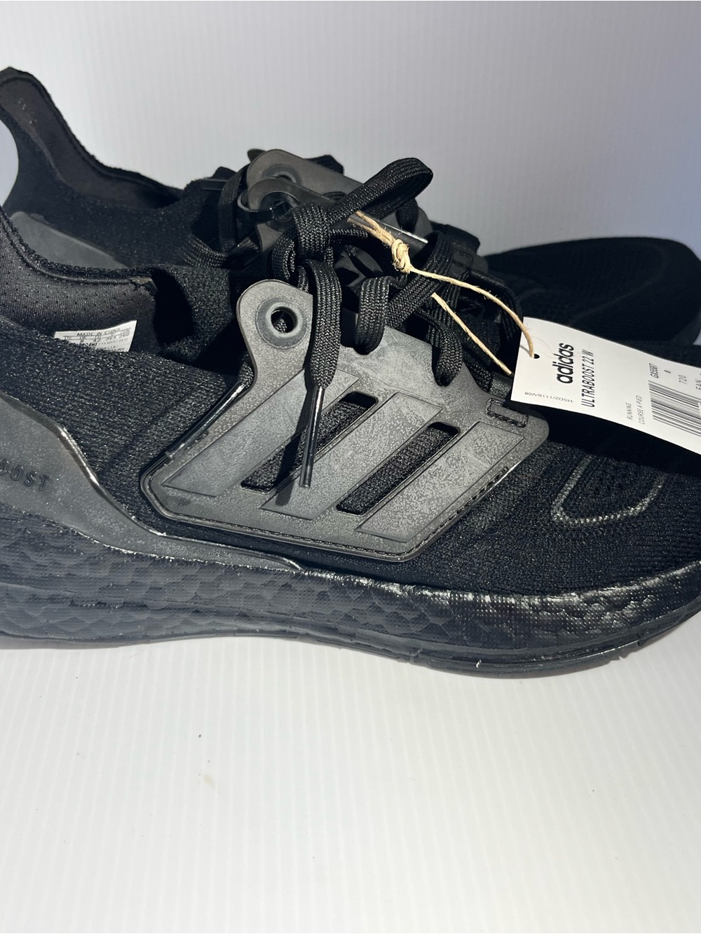 New Men’s Adidas UltraBoost 22 Running Shoes